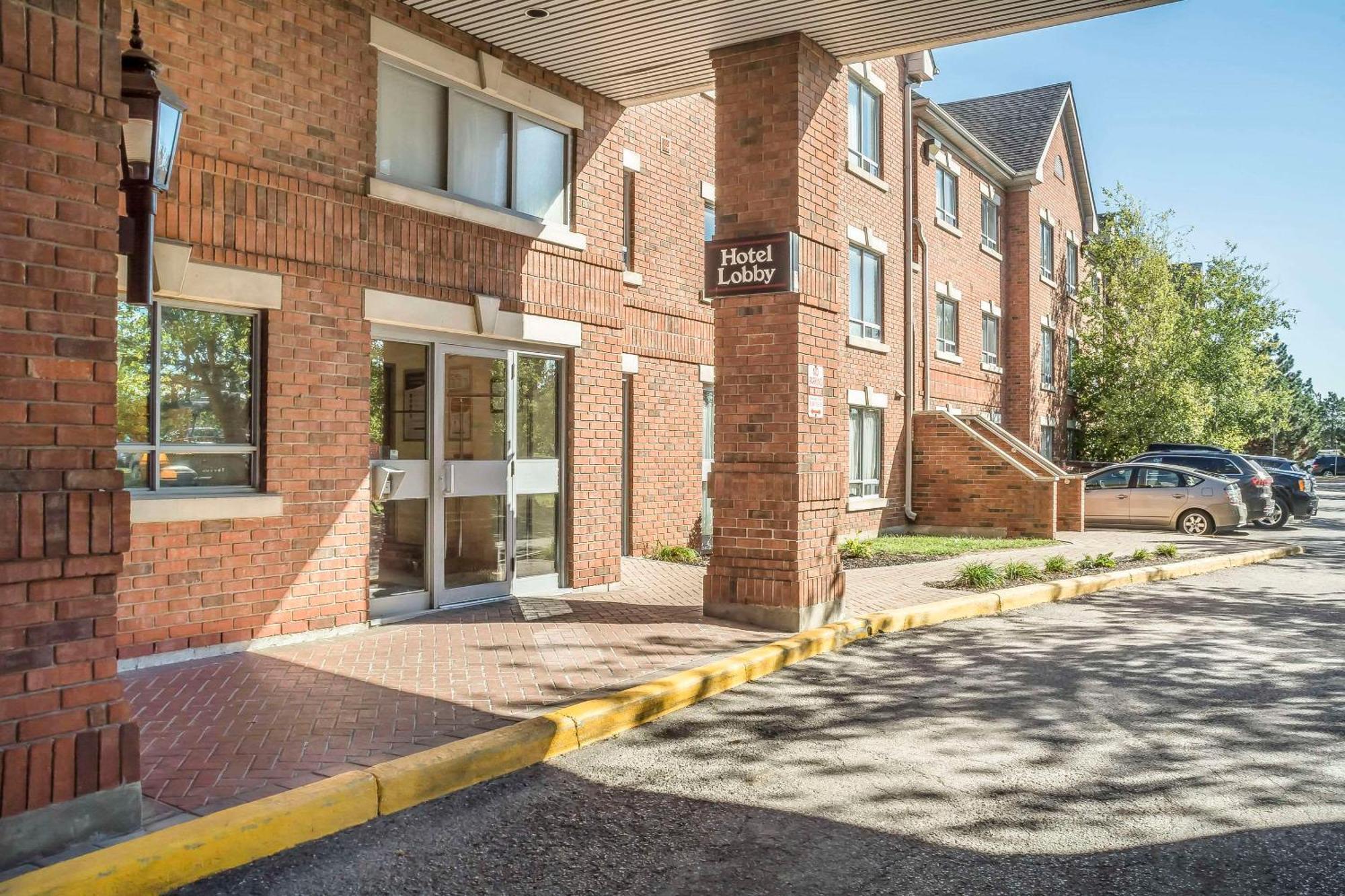 Comfort Suites Лондон Екстериор снимка