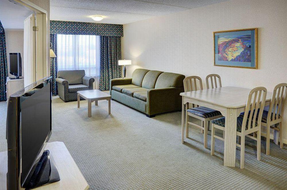 Comfort Suites Лондон Стая снимка